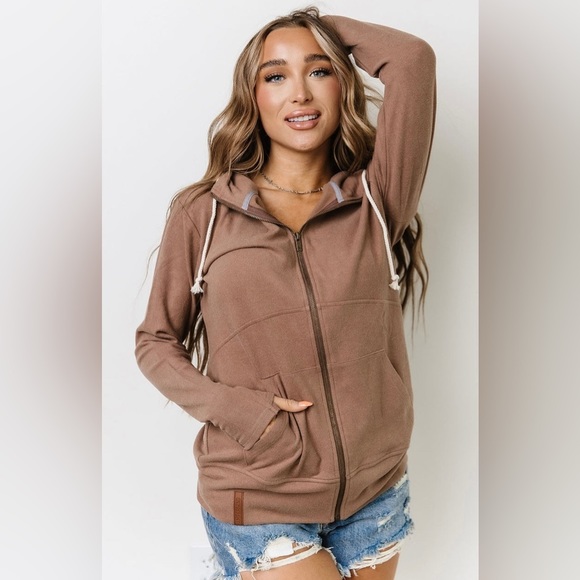 AMPERSAND AVE Jackets & Blazers - Ampersand Ave Performance Fleece Zip Up Jacket Size Small - Light Brown